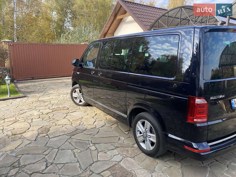Минивэн Volkswagen Multivan 2018 в Киеве