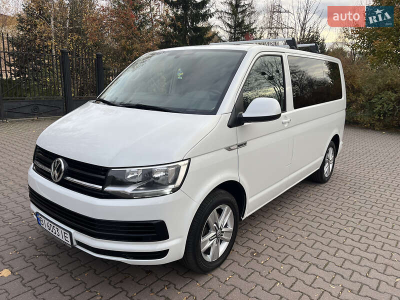 Минивэн Volkswagen Multivan 2017 в Миргороде