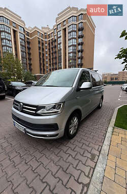Минивэн Volkswagen Multivan 2016 в 