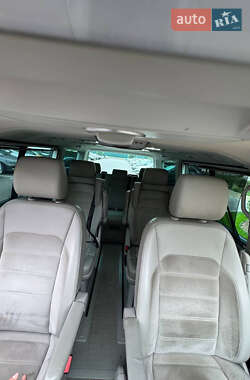 Минивэн Volkswagen Multivan 2016 в 
