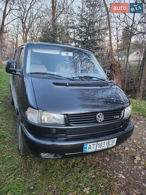 Минивэн Volkswagen Multivan 2003 в Ивано-Франковске