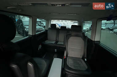 Мінівен Volkswagen Multivan 2020 в 