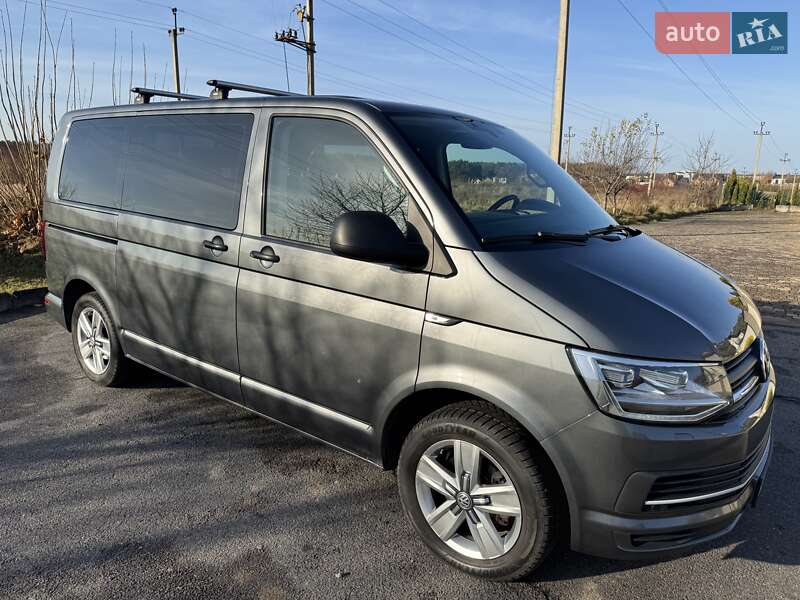 Минивэн Volkswagen Multivan 2016 в Львове