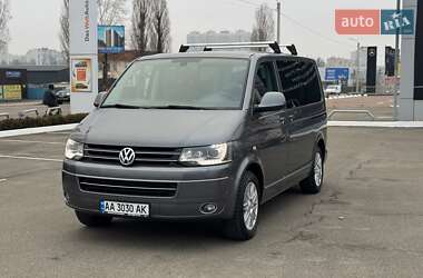 Минивэн Volkswagen Multivan 2014 в Киеве