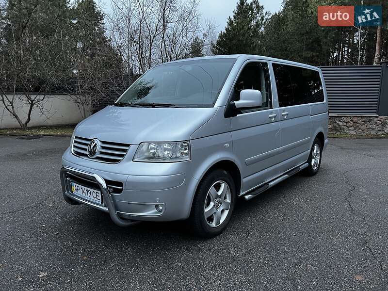 Минивэн Volkswagen Multivan 2006 в 