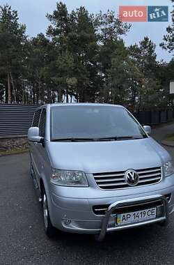 Минивэн Volkswagen Multivan 2006 в 