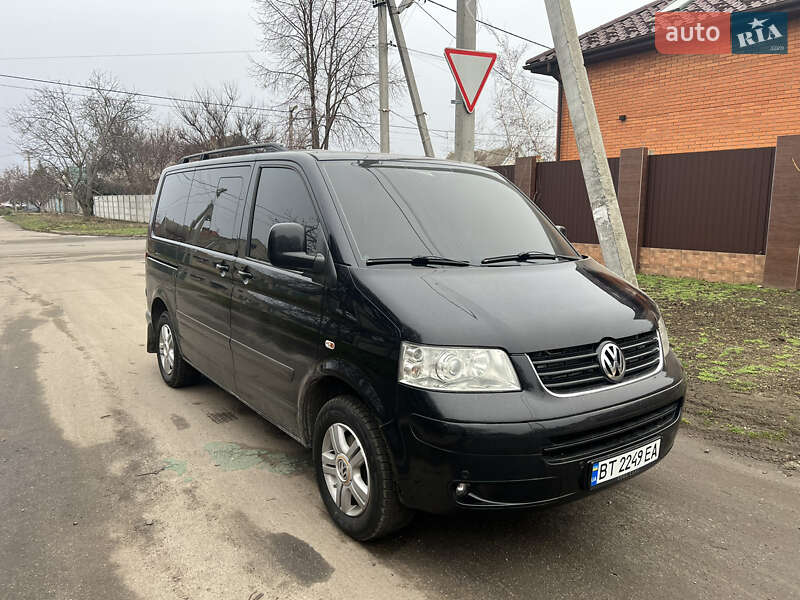 Минивэн Volkswagen Multivan 2008 в Херсоне
