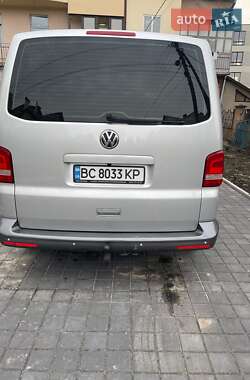 Минивэн Volkswagen Multivan 2015 в Львове