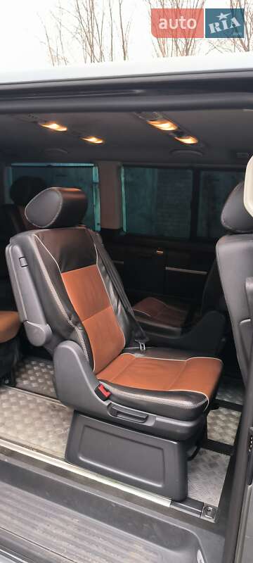 Минивэн Volkswagen Multivan 2008 в Запорожье