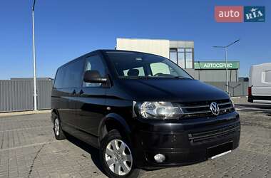 Минивэн Volkswagen Multivan 2012 в 