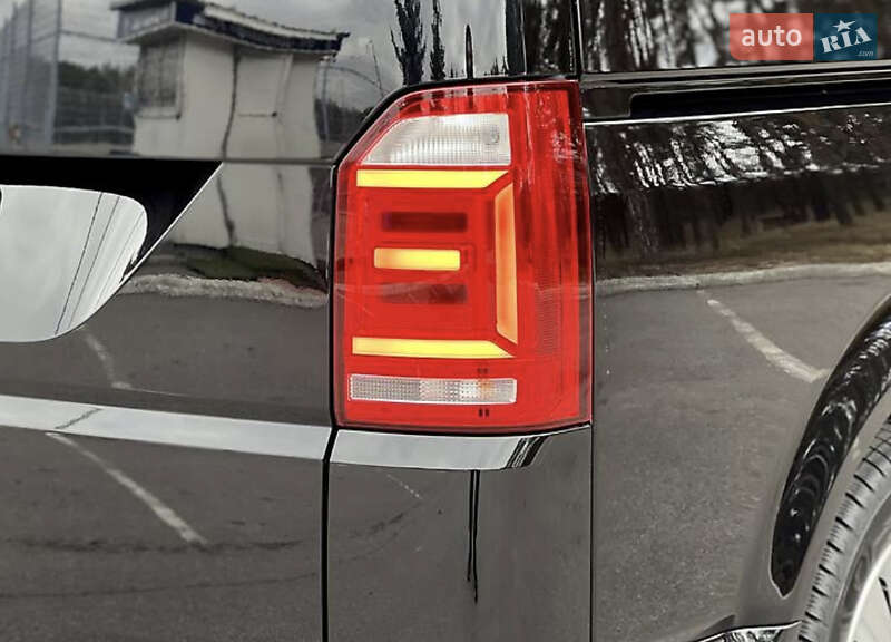 Минивэн Volkswagen Multivan 2019 в Виннице