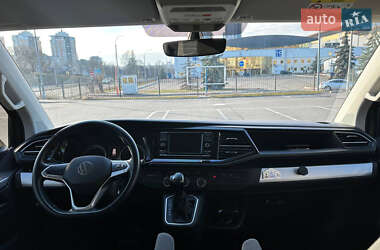 Минивэн Volkswagen Multivan 2020 в 
