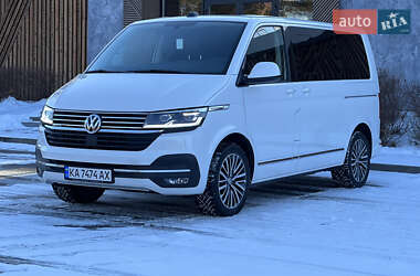 Минивэн Volkswagen Multivan 2021 в Киеве