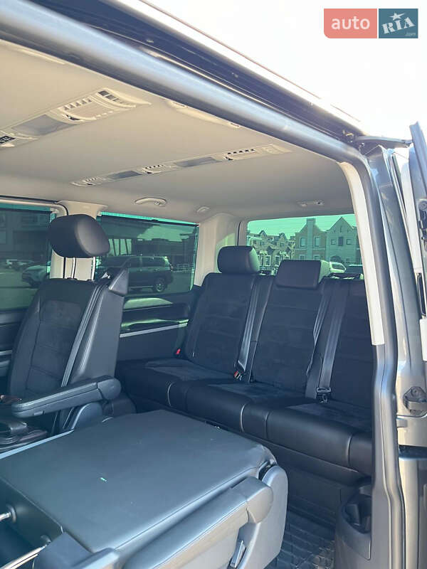 Минивэн Volkswagen Multivan 2019 в Киеве