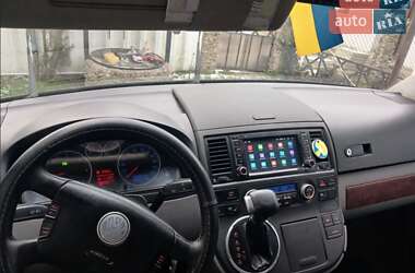 Минивэн Volkswagen Multivan 2006 в 