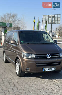 Минивэн Volkswagen Multivan 2011 в Киеве