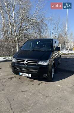 Мінівен Volkswagen Multivan 2013 в Києві