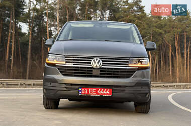 Минивэн Volkswagen Multivan 2021 в 