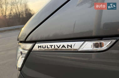 Минивэн Volkswagen Multivan 2021 в 