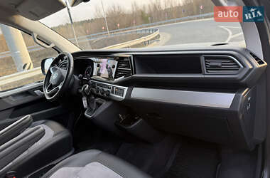 Минивэн Volkswagen Multivan 2021 в 