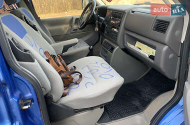 Минивэн Volkswagen Multivan 2003 в 