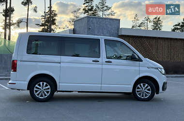 Мінівен Volkswagen Multivan 2020 в 