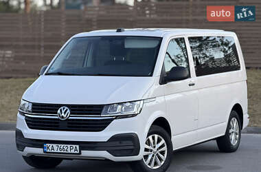 Мінівен Volkswagen Multivan 2020 в 