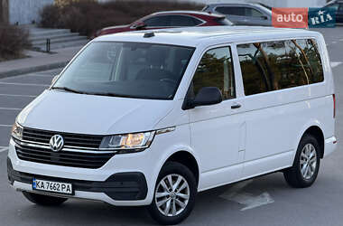 Мінівен Volkswagen Multivan 2020 в 