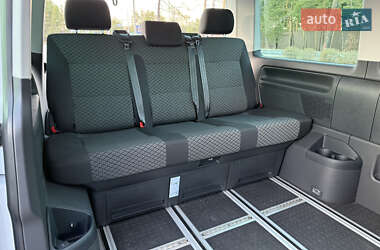Мінівен Volkswagen Multivan 2020 в 