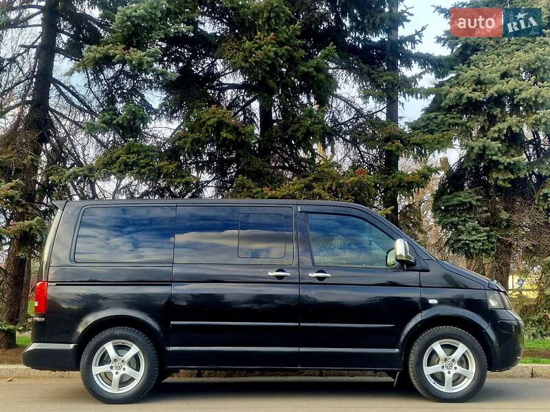 Минивэн Volkswagen Multivan 2005 в Николаеве