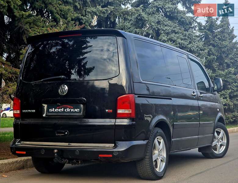 Минивэн Volkswagen Multivan 2005 в Николаеве