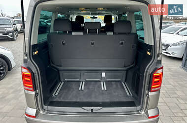 Минивэн Volkswagen Multivan 2019 в 
