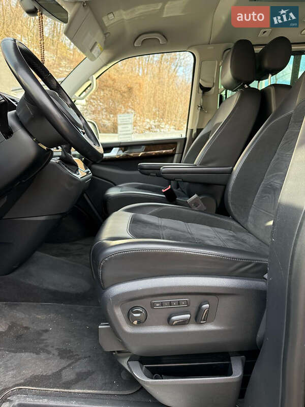 Минивэн Volkswagen Multivan 2019 в Киеве