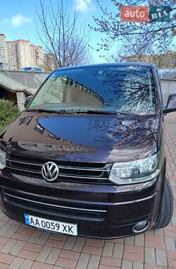 Мінівен Volkswagen Multivan 2013 в Києві