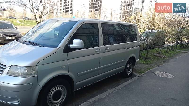 Минивэн Volkswagen Multivan 2007 в Киеве