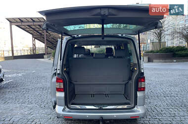 Минивэн Volkswagen Multivan 2006 в 