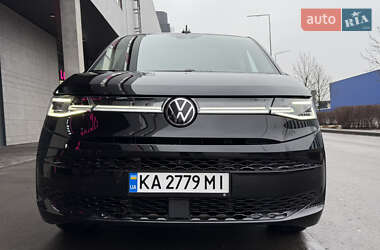 Минивэн Volkswagen Multivan 2021 в 