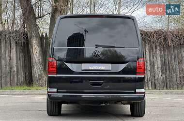 Минивэн Volkswagen Multivan 2016 в 