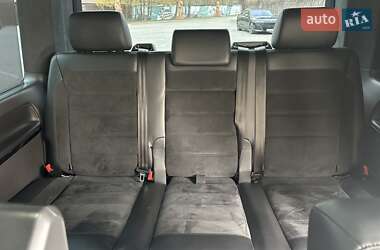 Минивэн Volkswagen Multivan 2016 в 