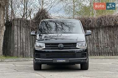 Минивэн Volkswagen Multivan 2016 в 