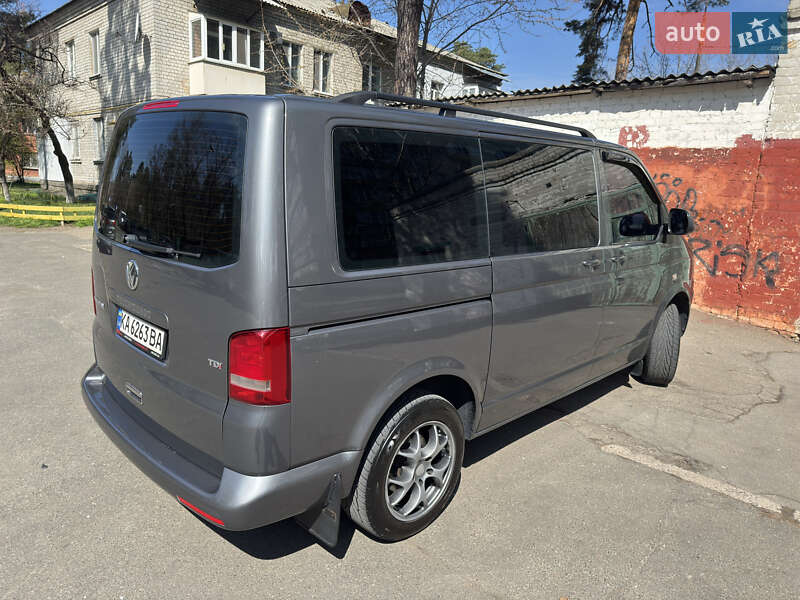 Мінівен Volkswagen Multivan 2013 в Києві