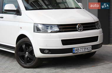Мінівен Volkswagen Multivan 2014 в 