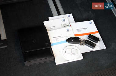 Мінівен Volkswagen Multivan 2014 в 