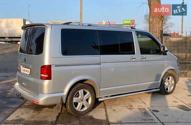 Минивэн Volkswagen Multivan 2012 в 