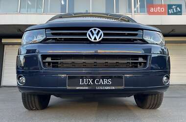 Минивэн Volkswagen Multivan 2015 в 