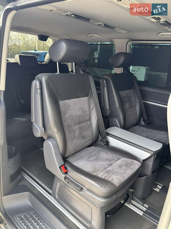 Минивэн Volkswagen Multivan 2010 в Любаре