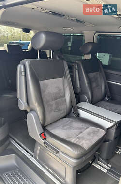 Минивэн Volkswagen Multivan 2010 в 