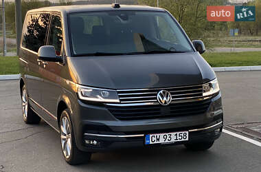 Минивэн Volkswagen Multivan 2020 в 
