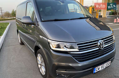 Минивэн Volkswagen Multivan 2020 в 