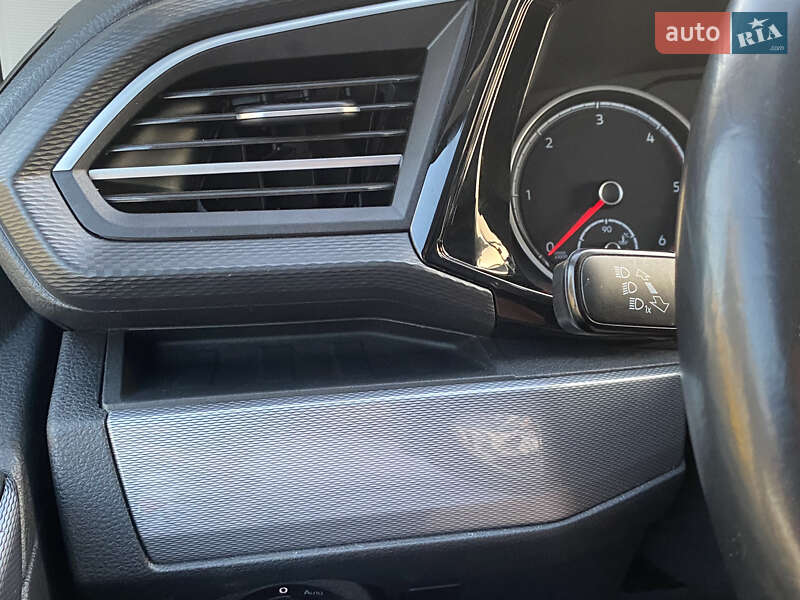 Мінівен Volkswagen Multivan 2020 в Ірпені